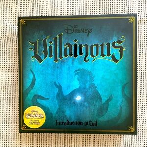 **NIB** Disney Villainous Board Game Introduction to Evil Lorcana Foil Card